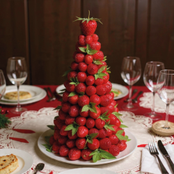 Árbol de Navidad de Fresas | Postre Navideño y Centro de Mesa