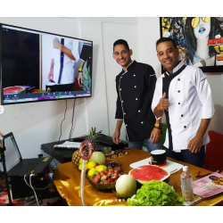 Cursos de Arreglos Frutales y Charcutería | Domina el Negocio Gourmet